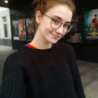 Полина, 22